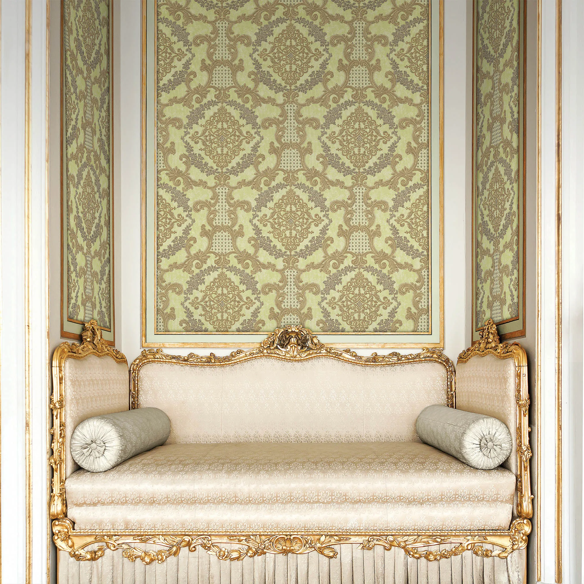 Cream Embossed Wallpaper – Timeless Elegance (6802-3)